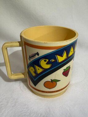 Vintage 1980’s PAC MAN Midway Deka Plastic Mug Cup Arcade Retro